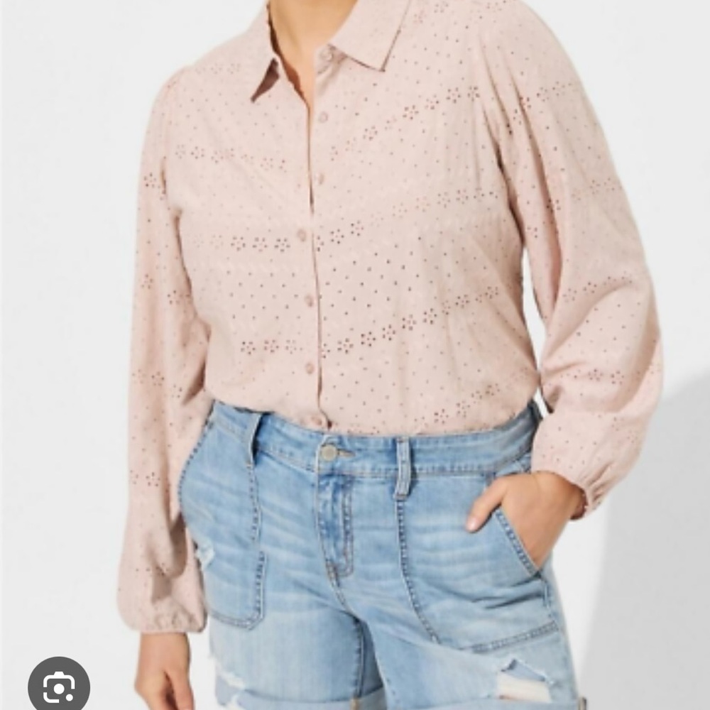 Torrid Eyelet button up long sleeve Blouse